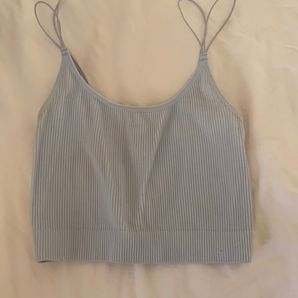 urban outfitters crop top
